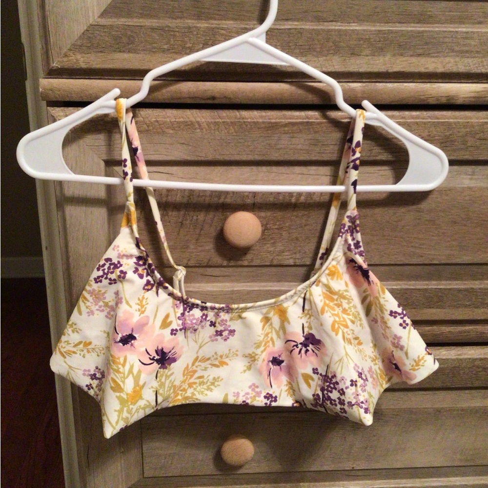Large Old Navy Swimsuit